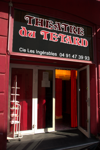 cafe-theatre-marseille-le-tetard-accueil-006